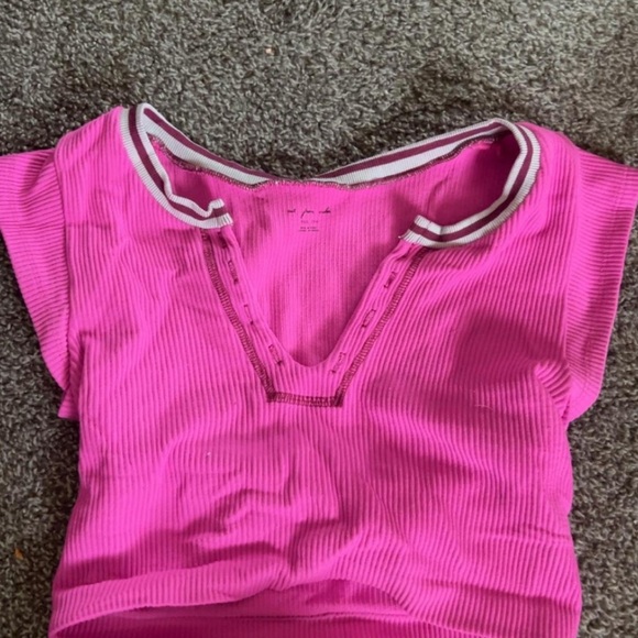 Urban Outfitters Bright Pink Crop Top - Picture 2 of 2